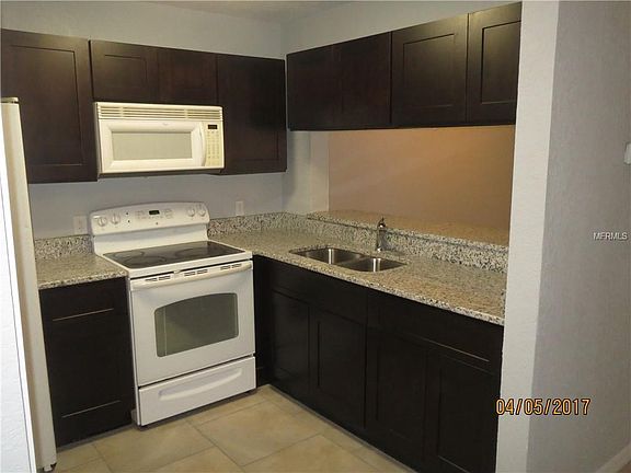 4th image of 5220 Via Hacienda Cir APT 112