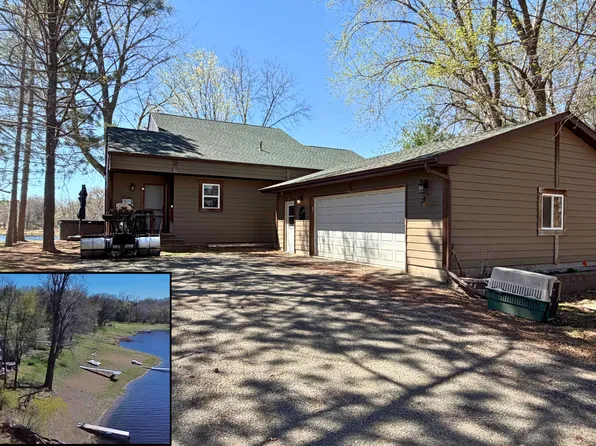 2184 Island Dr, Somerset, WI 54025