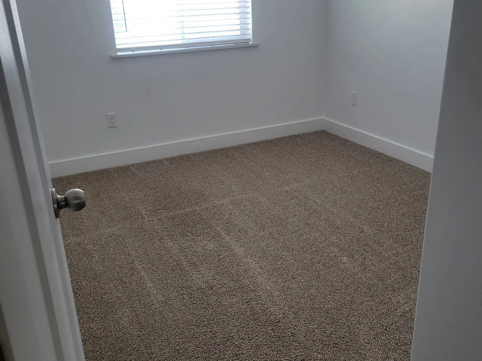 SH307 — Photo 2
