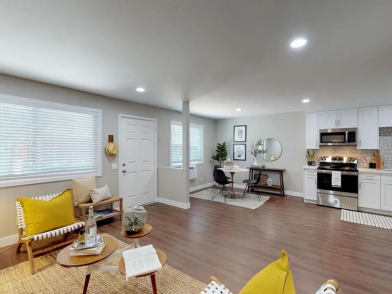 1133 Old Stage Rd — Photo 5
