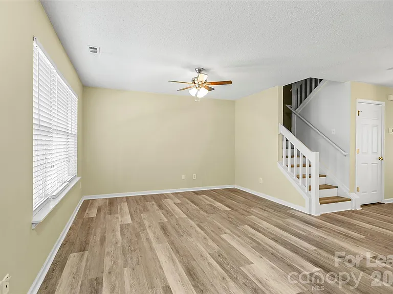 148 Mangum Cir — Photo 9