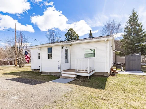626 Farrell Rd, Duluth, MN 55811
