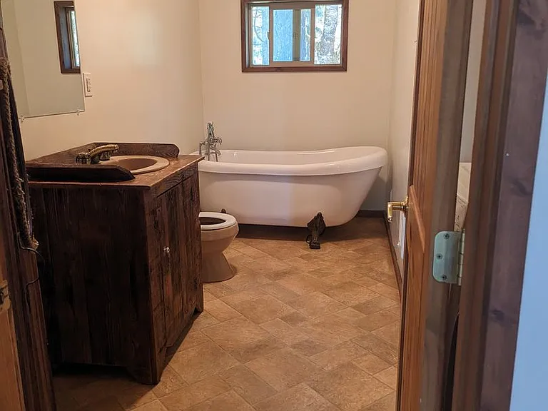710 Wolf Valley Dr — Photo 9