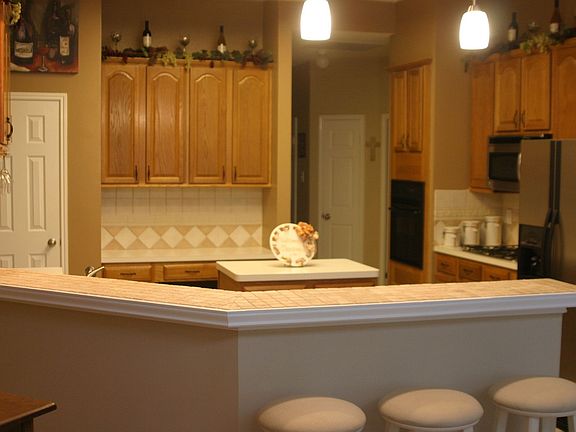 Spacious Kitchen