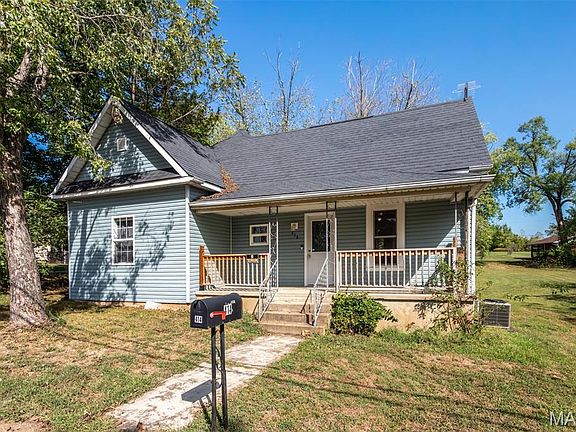 4th image of 414 Hampton Ave
