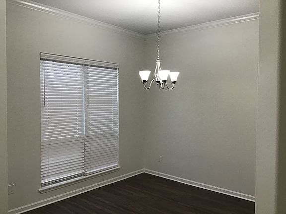 4th image of 1321 Sylvie Ln