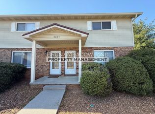 3607 Lark Cir APT D, Louisville, TN 37777