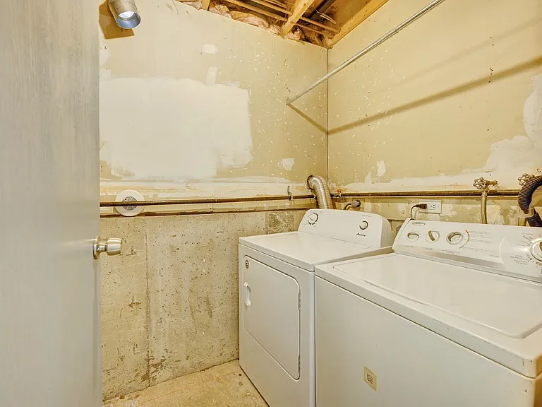 6528 W Mississippi Way — Photo 9
