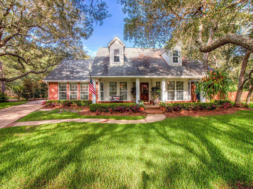 1st image of 216 Windsong Ct