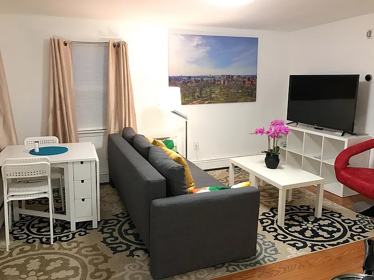 37 Telegraph St #3 — Photo 12
