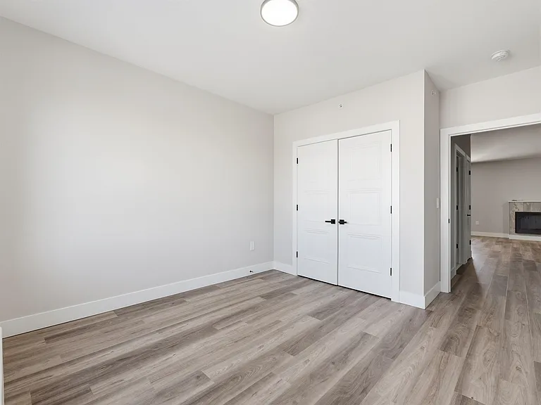 304 61st St #2C — Photo 10