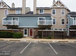 4469 Pembrook Village Dr, Alexandria, VA 22309