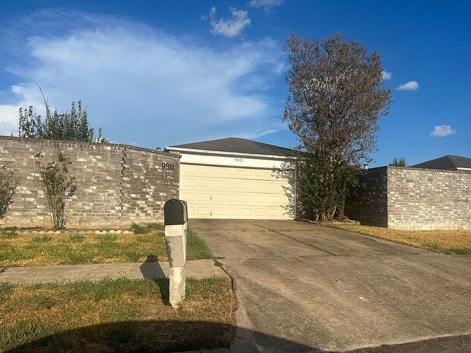 1st image of 9311 Wellsworth Dr