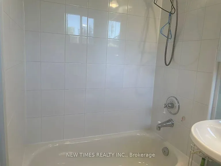 4 Ashstead Pl — Photo 16