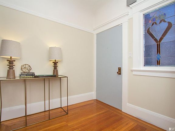 4th image of 1855 Sacramento St APT 8