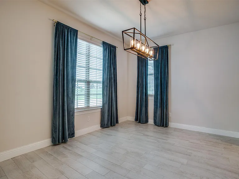 1304 Wildflower Way — Photo 8