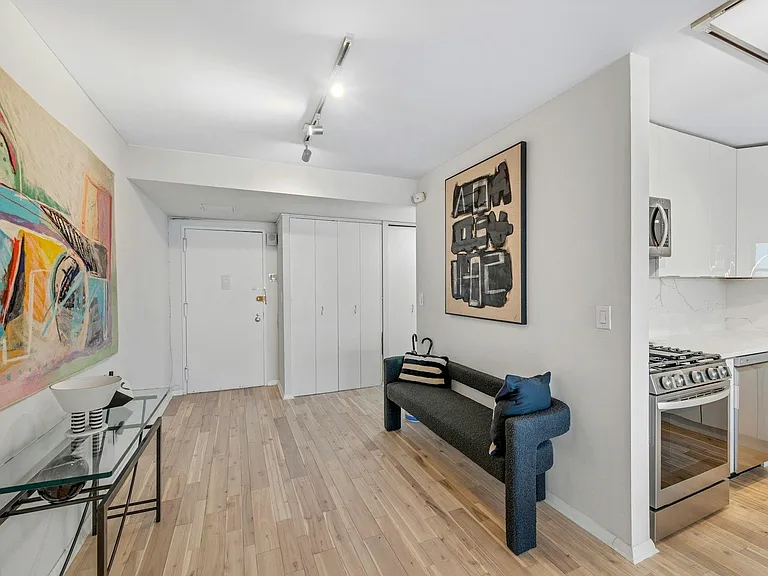 7004 Boulevard East #31D — Photo 10