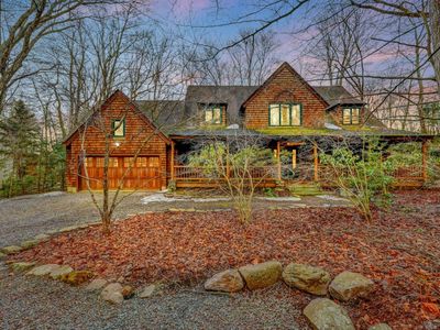 5232 Woodland Ave, Pocono Pines, PA, 18350