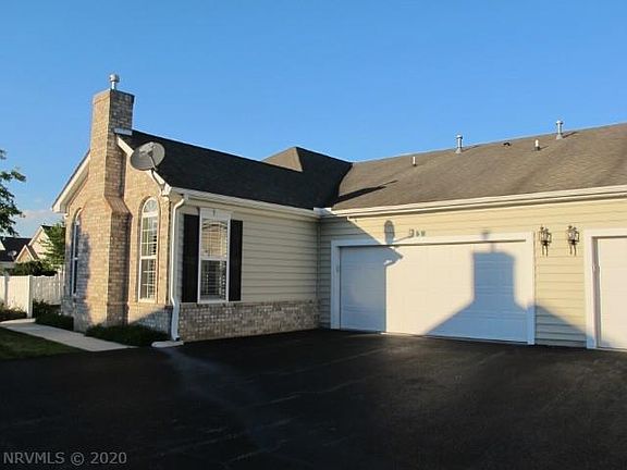 3rd image of 5 Washington Ave #5