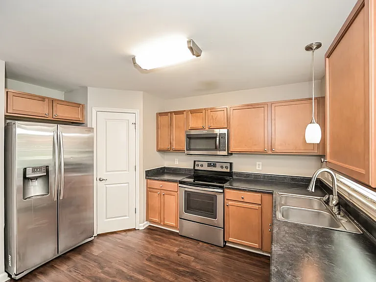 2928 Weston Blvd — Photo 8