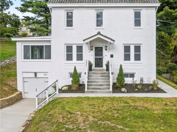 371 Avon Dr, Pittsburgh, PA 15228