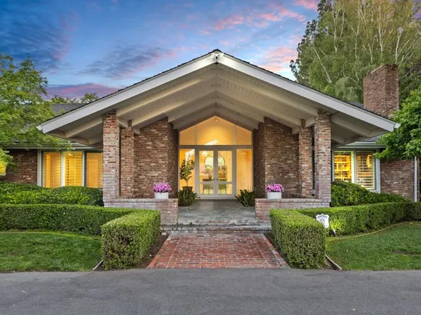 75 W Gibson Rd, Woodland, CA 95695