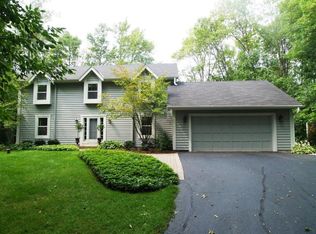 11131 N Range Line Rd, Mequon, WI 53092