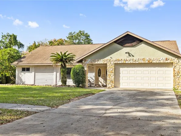 1621 S Dover Rd, Dover, FL 33527