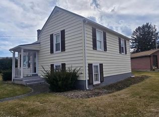901 Garver St, Roaring Spring, PA 16673