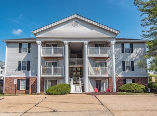 4334 Arrow Tree Dr APT F, Saint Louis, MO 63128