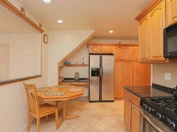 3rd image of 7137 66th St #1