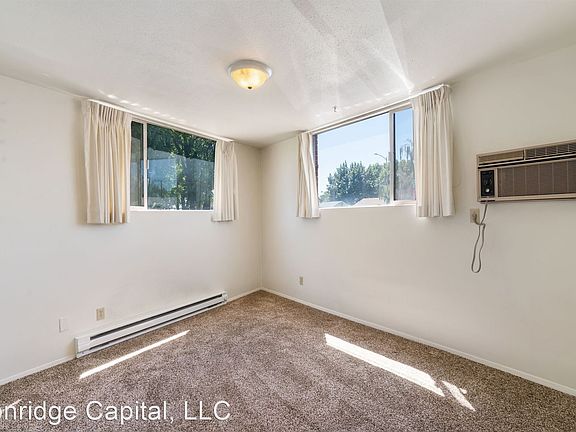 5th image of 9 N Waverly Pl #11656712