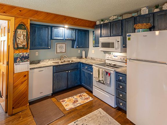 5th image of 9652 Fieldstone Dr #3A