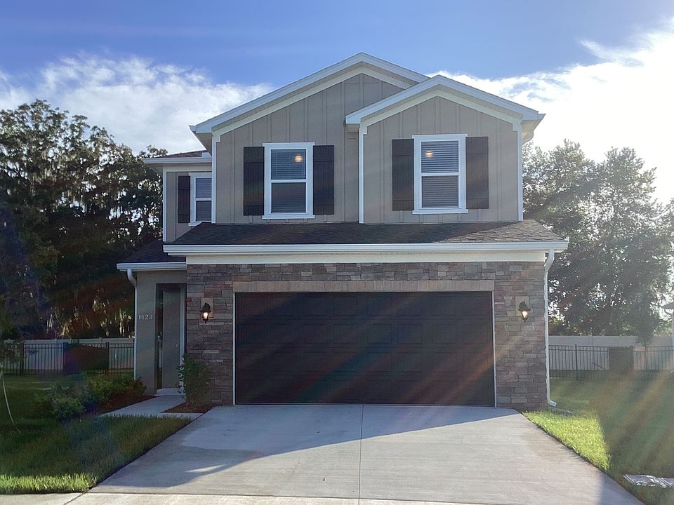 1st image of 1123 Walden Pond Dr