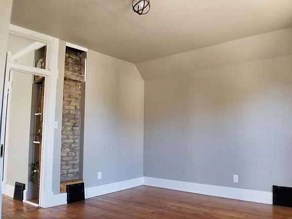5th image of 2357 N Holton St #A
