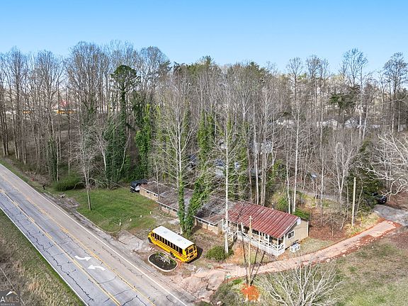 2nd image of 197 Woodville Heights Cir