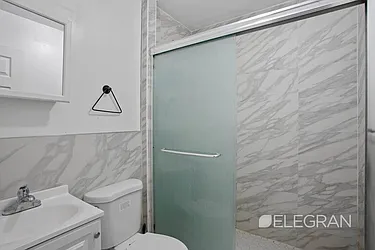 Rented by (Legacy) Elegran