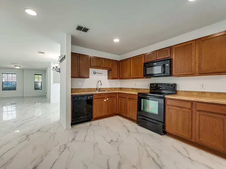 12841 Serenity Dr — Photo 11