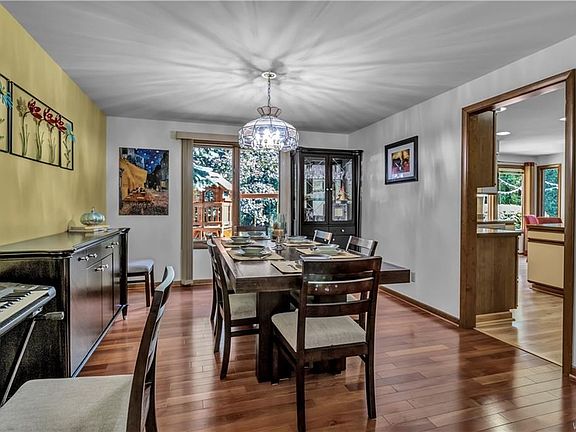 2nd image of 72 Plantation Ct