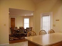 1st image of 204 W Clay St