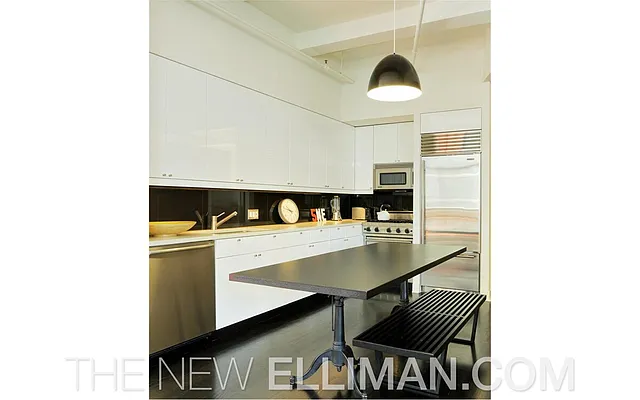 Sold by Douglas Elliman | media 17