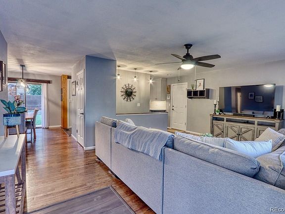 4th image of 4945 W Amherst Avenue