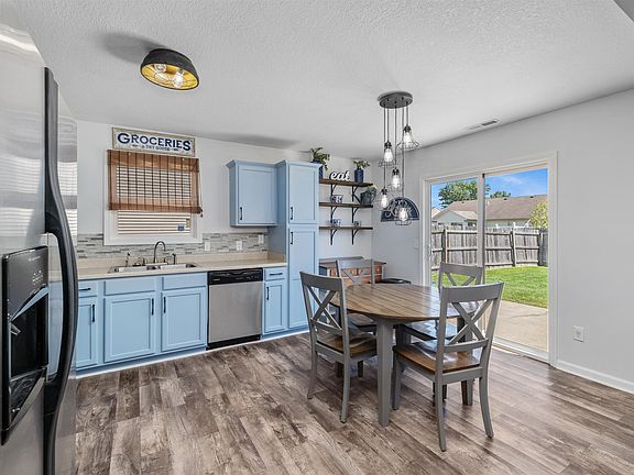 5th image of 3717 Fieldstone Chase