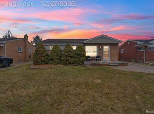 8281 Huron St, Taylor, MI 48180