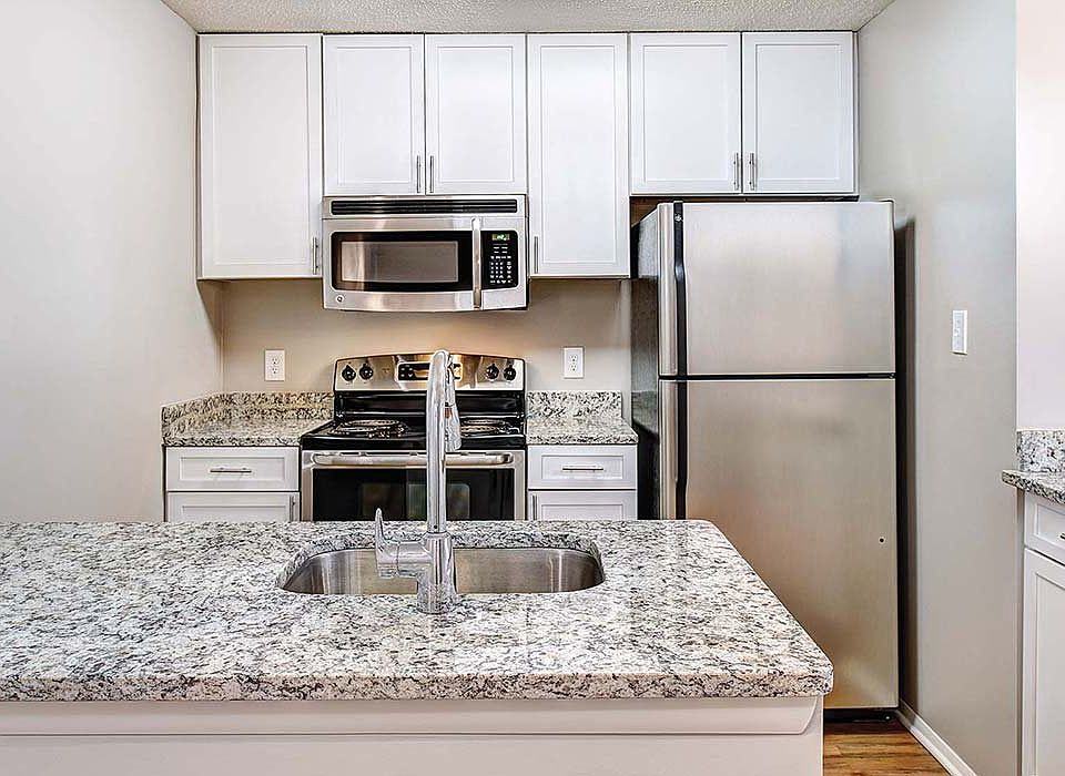 Renovated kitchens with premium finishes are available for upgrade. Ask the leasing team for more details.