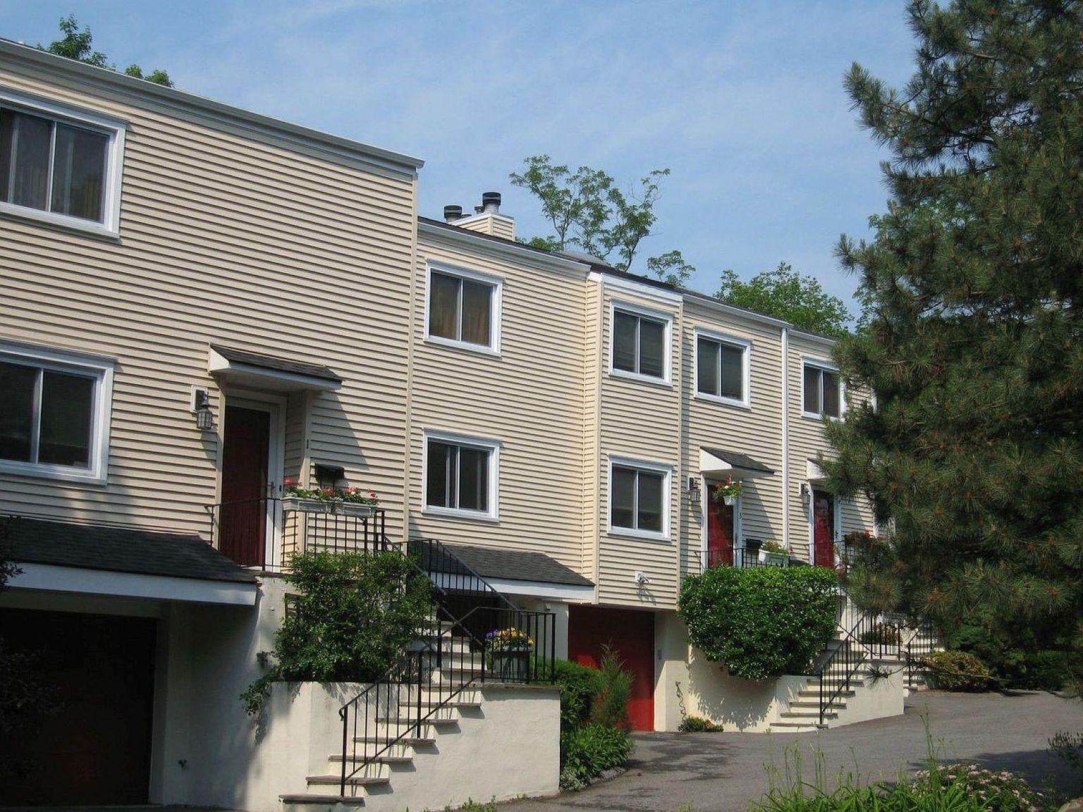 6 Nassau Pl APT 2, Greenwich, CT 06807 Zillow