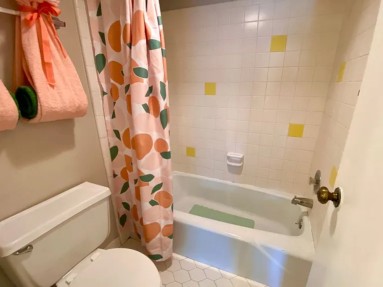 110 Broward St — Photo 32