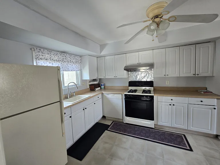 3770 Richmond Ave #A — Photo 6