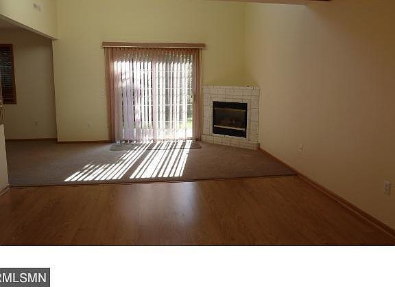5th image of 596 Monn Ave #596