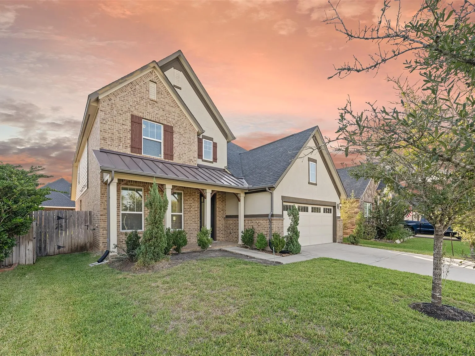 4 bed, 3.5 bath, 2670 sqft, $2,700 — Photo 3